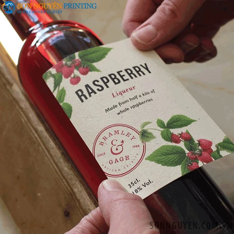 Decal giấy được ứng dụng làm nhãn mác sản phẩm