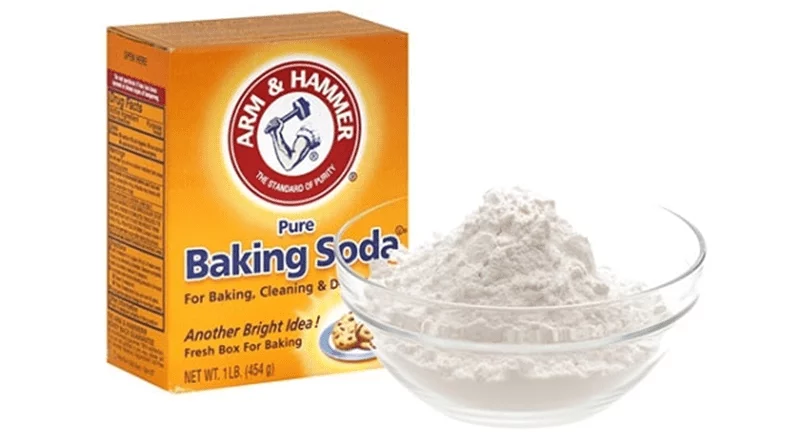 Sử dụng baking soda và dầu ăn Sử dụng baking soda và dầu ăn